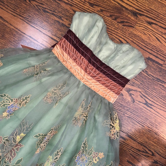 Betsey Johnson dress - Picture 3 of 8